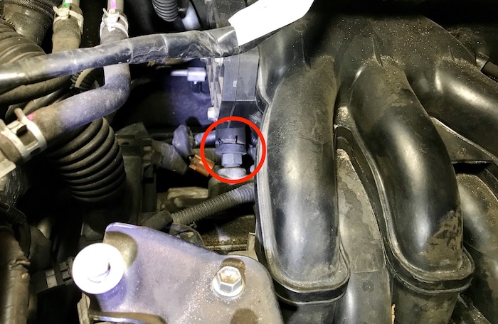 Toyota Lexus v6 Hybrid engine valve cover gasket ignition coils spark plugs replacement Highlander RX Camry Solara Sienna 330 400h ES330 PCV valve hose behind intake manifold